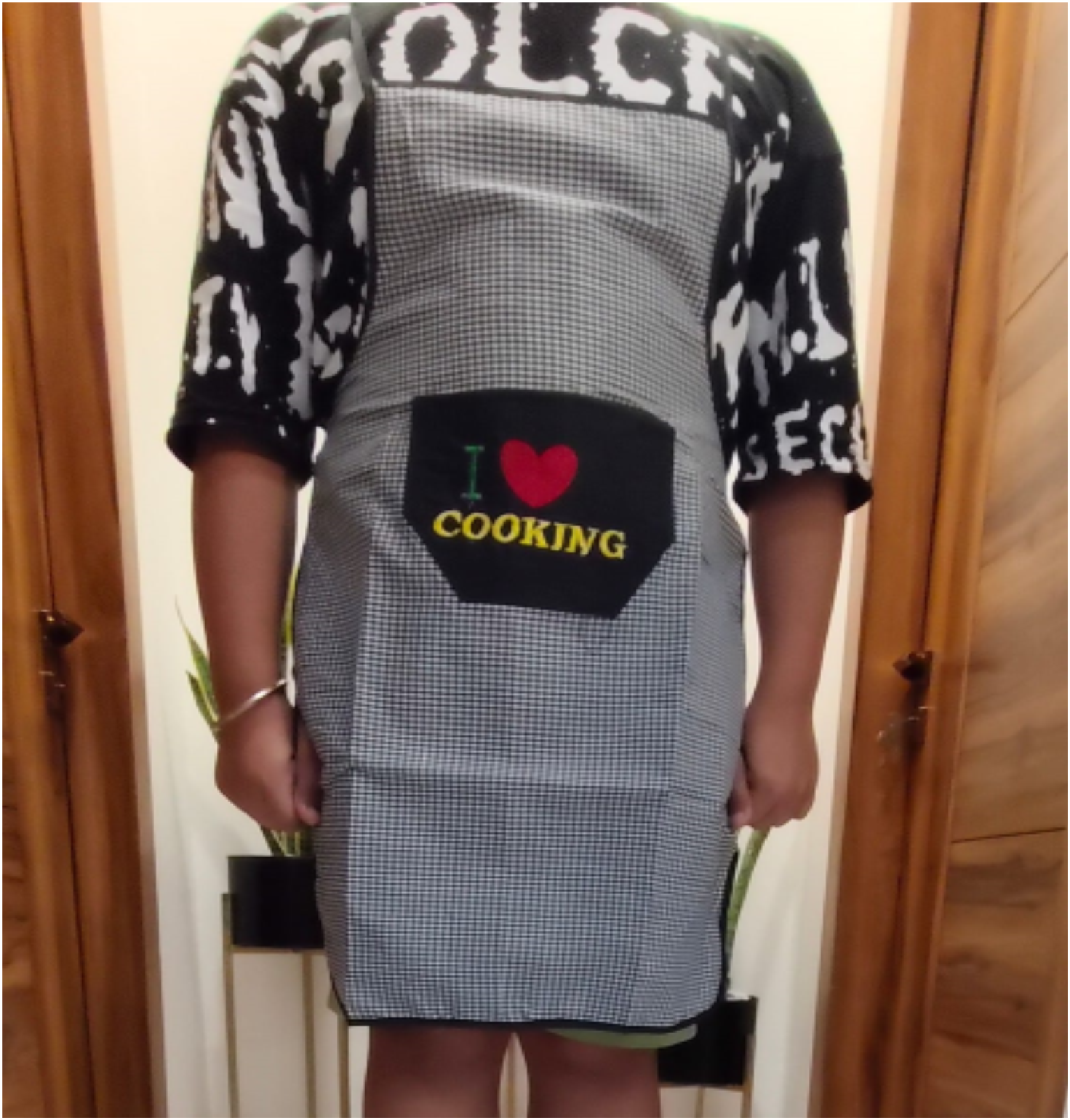 Grey and Black Small Check Apron