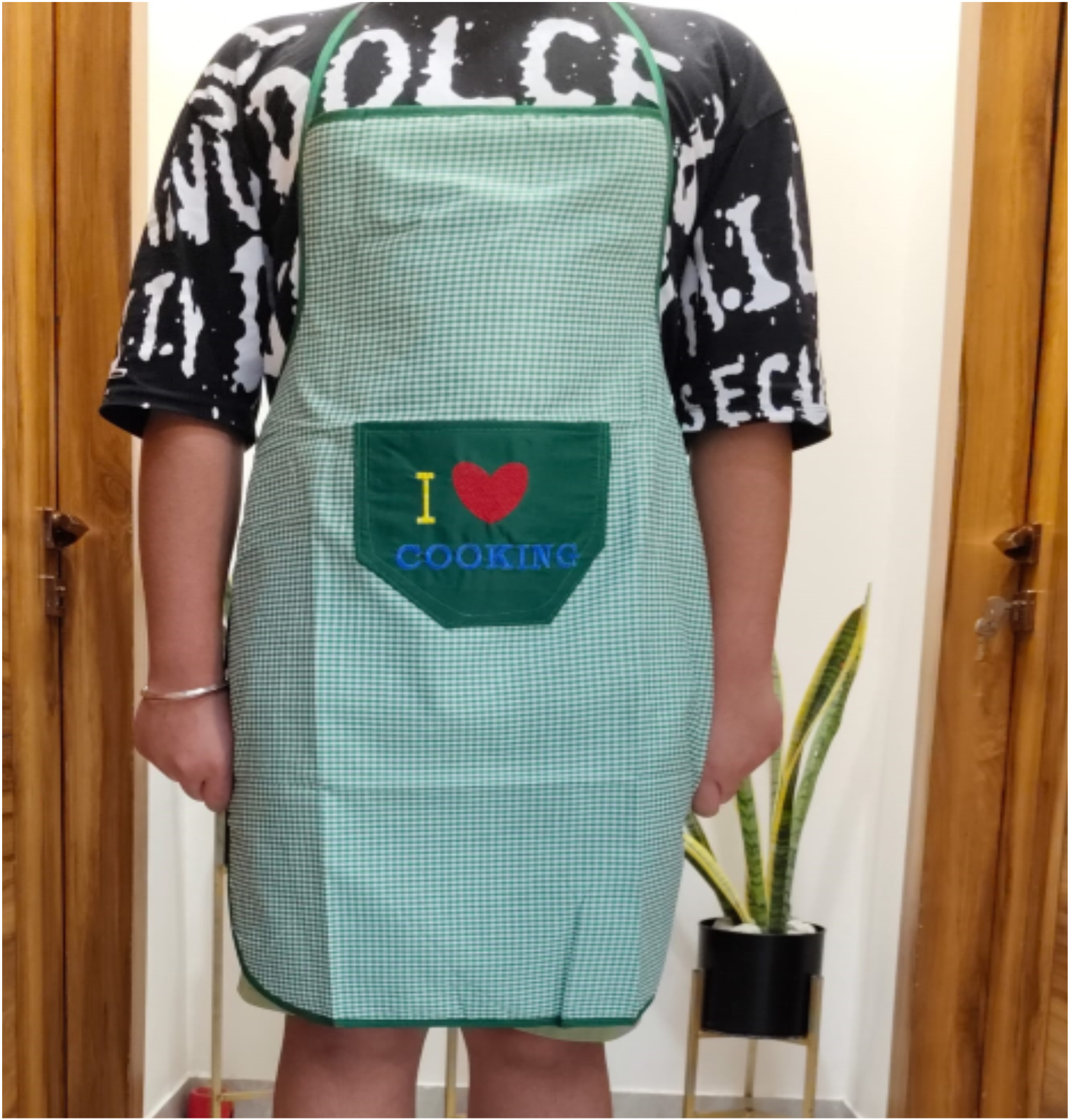 Green Small Check Apron